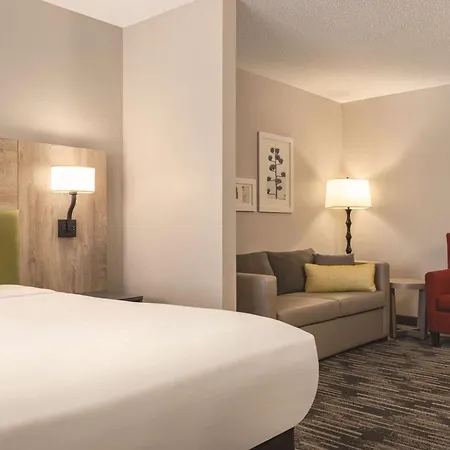Country Inn & Suites By Radisson, St Cloud East, Mn